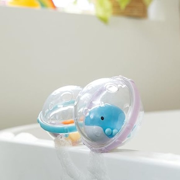 Munchkin® Float & Play Bubbles™ Baby and Toddler Bath Toy, 4 Count - Picture 4 of 7
